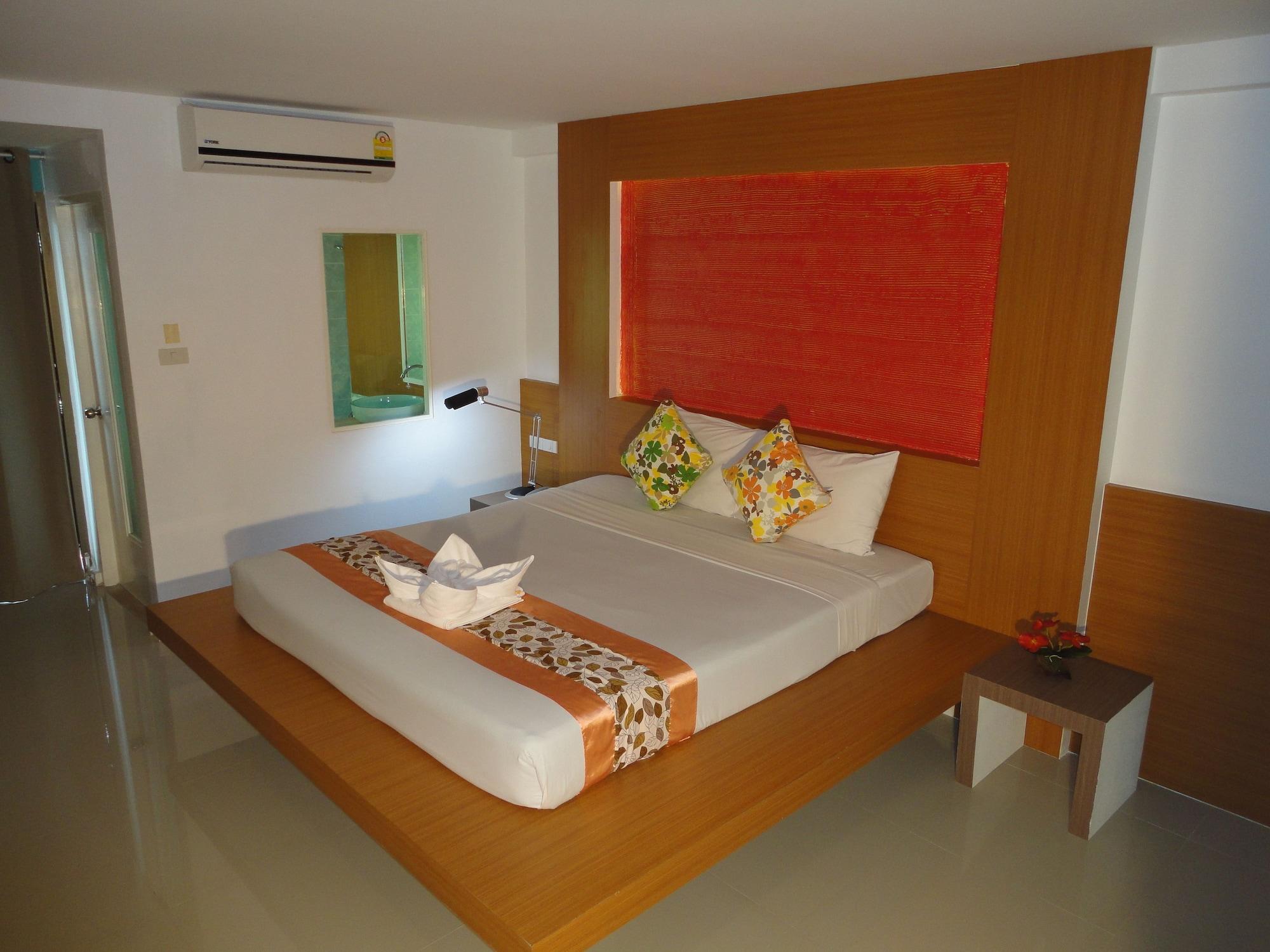 La Moon At Phuket - Sha Extra Plus Exterior photo