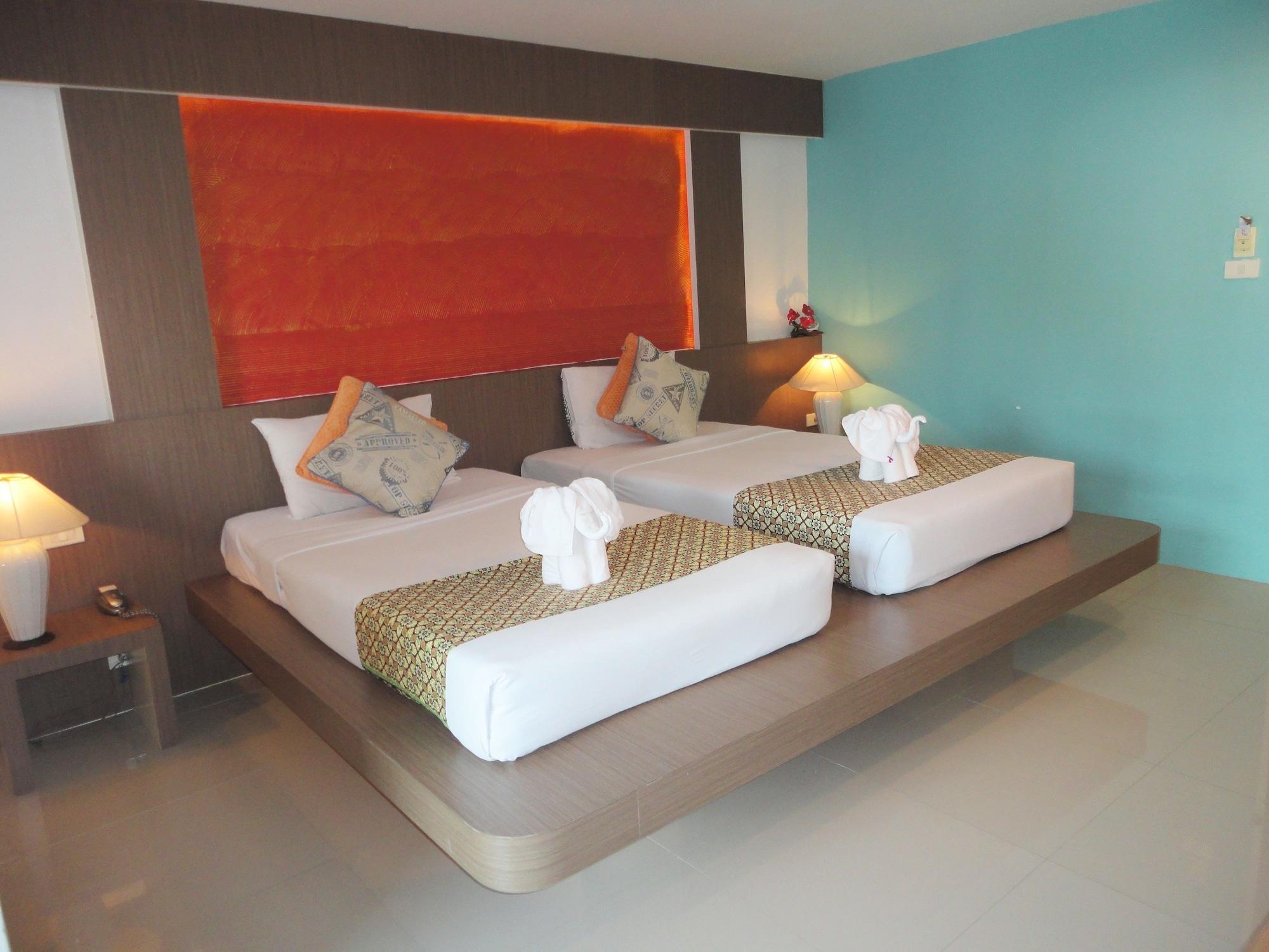 La Moon At Phuket - Sha Extra Plus Exterior photo